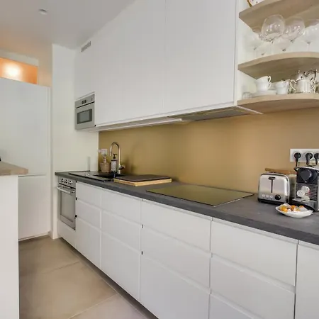 Chic & Terrasse Privee A Apartment