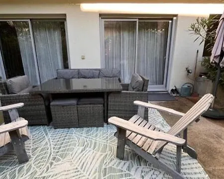 Chic & Terrasse Privee A Apartment *